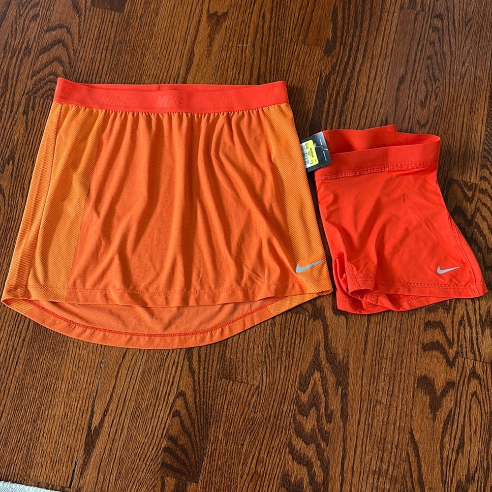 Nwt nike golf skirt